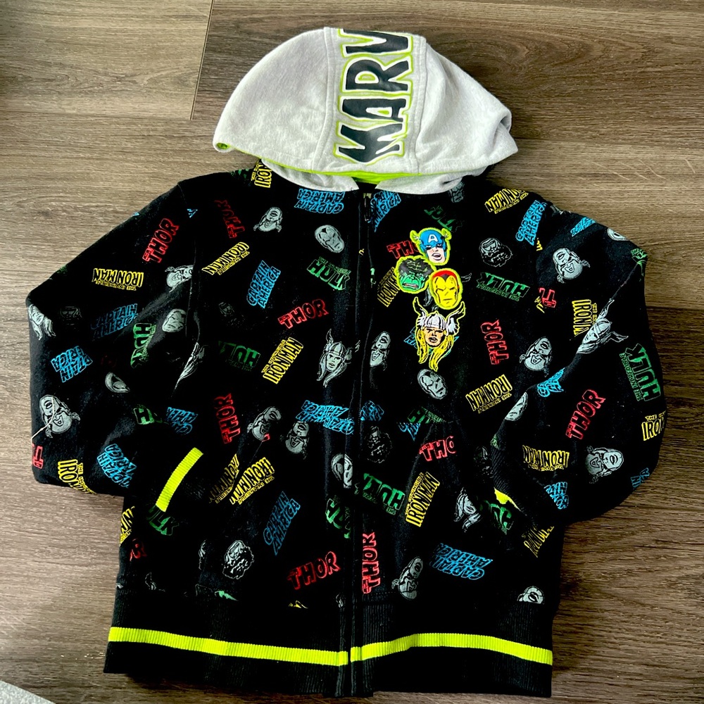 2/$10 Marvel kids hoodie sz 7 super hero superhero